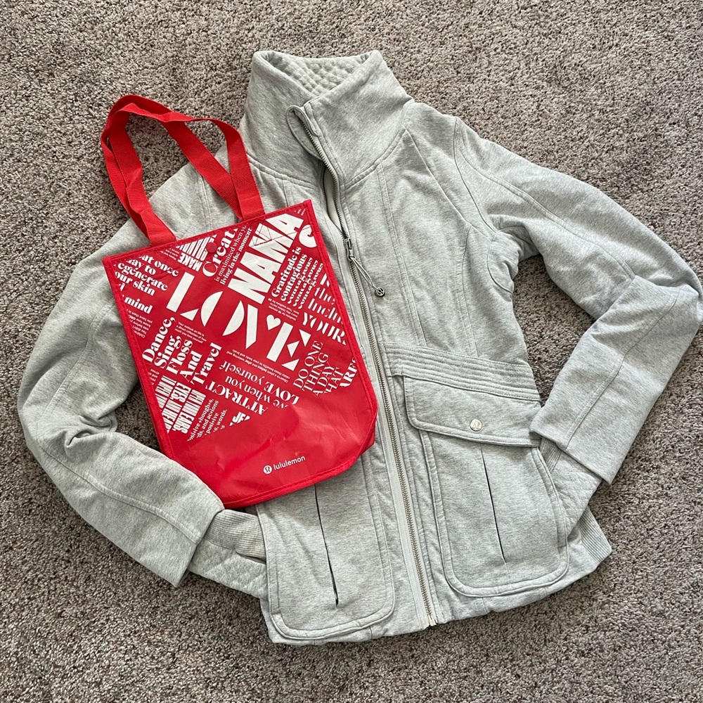 Lululemon 🍋 Zip-up Jacket